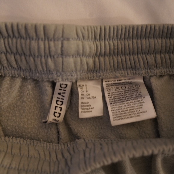 Divided Jogger Sweatpants - Picture 2 of 3